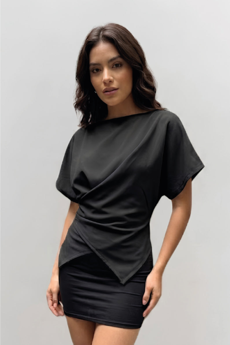 Blusa murciélago cruzado